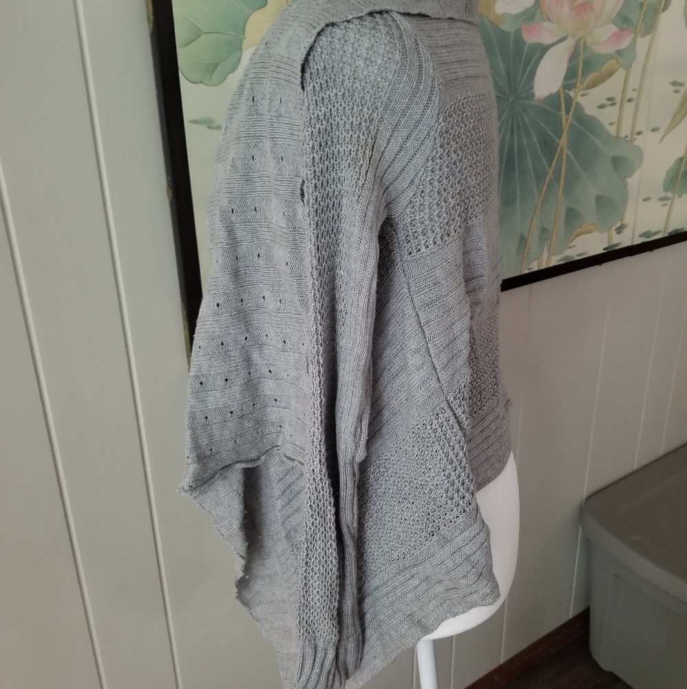 Sweater Project Sweater - Picture 4 of 4